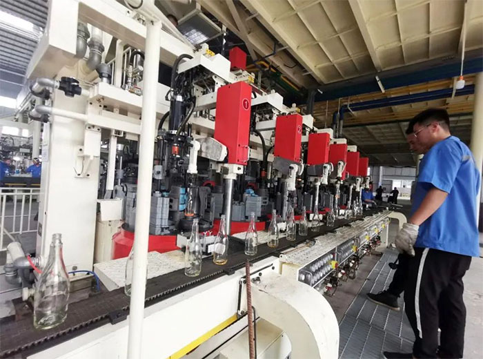 精益求精 鑄造品質(zhì)典范！祝賀山西賈家莊觀宇玻璃順利投產(chǎn)！